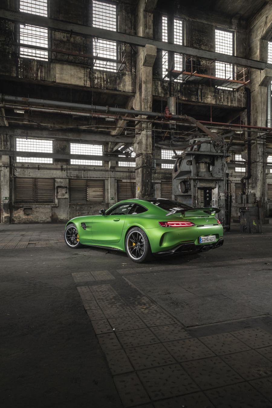  Mercedes-AMG GT R (C190) 2019 года  (WW) (фото 23 из 45)